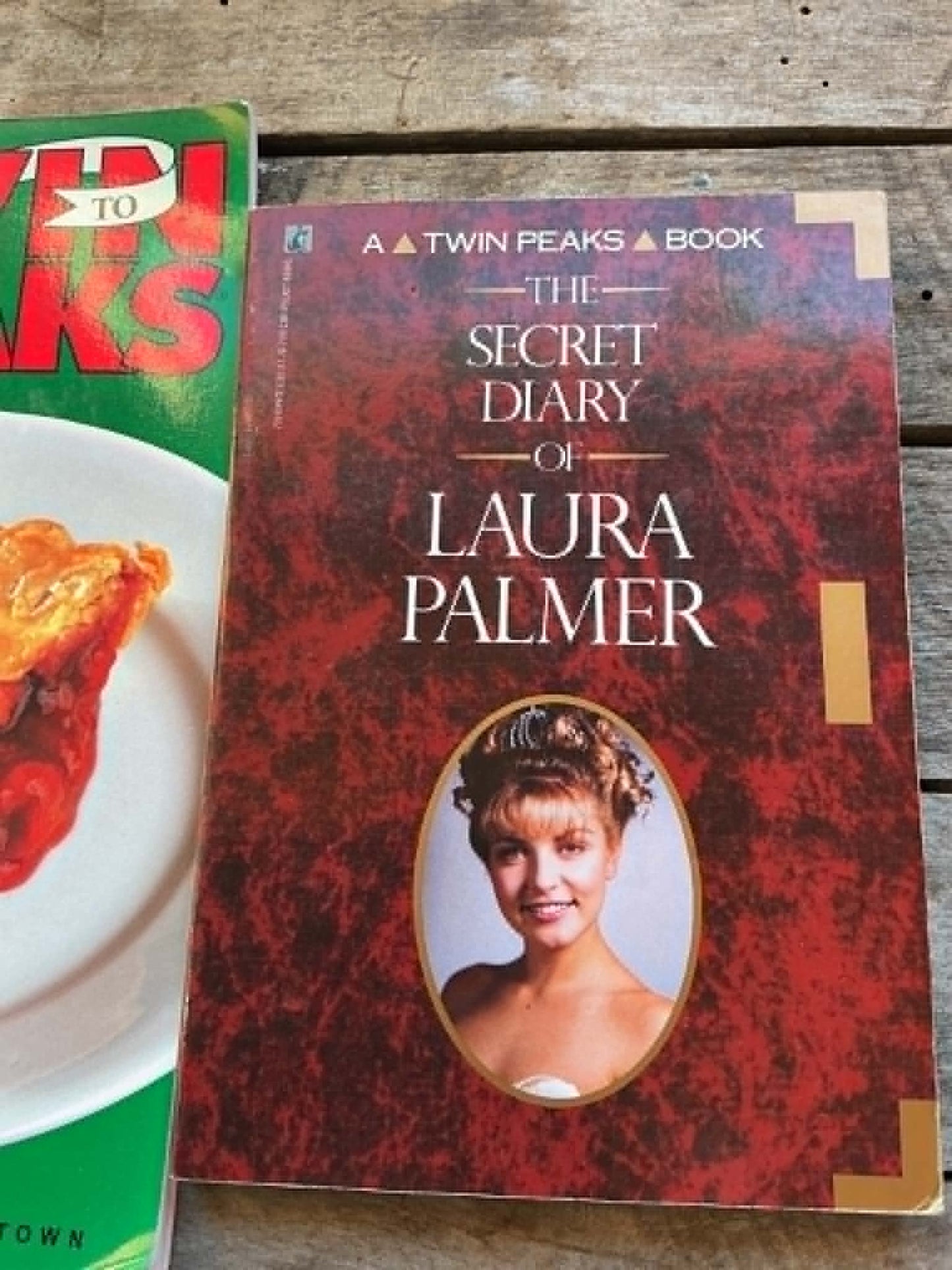 RARE TWIN PEAKS book set - Secret Diary of Laura Palmer AND Welcome to Twin Peaks: Access Guide to the Town Used books Vintage David Lynch RARE book treasures OOP TWIN PEAKS TV SHOW
